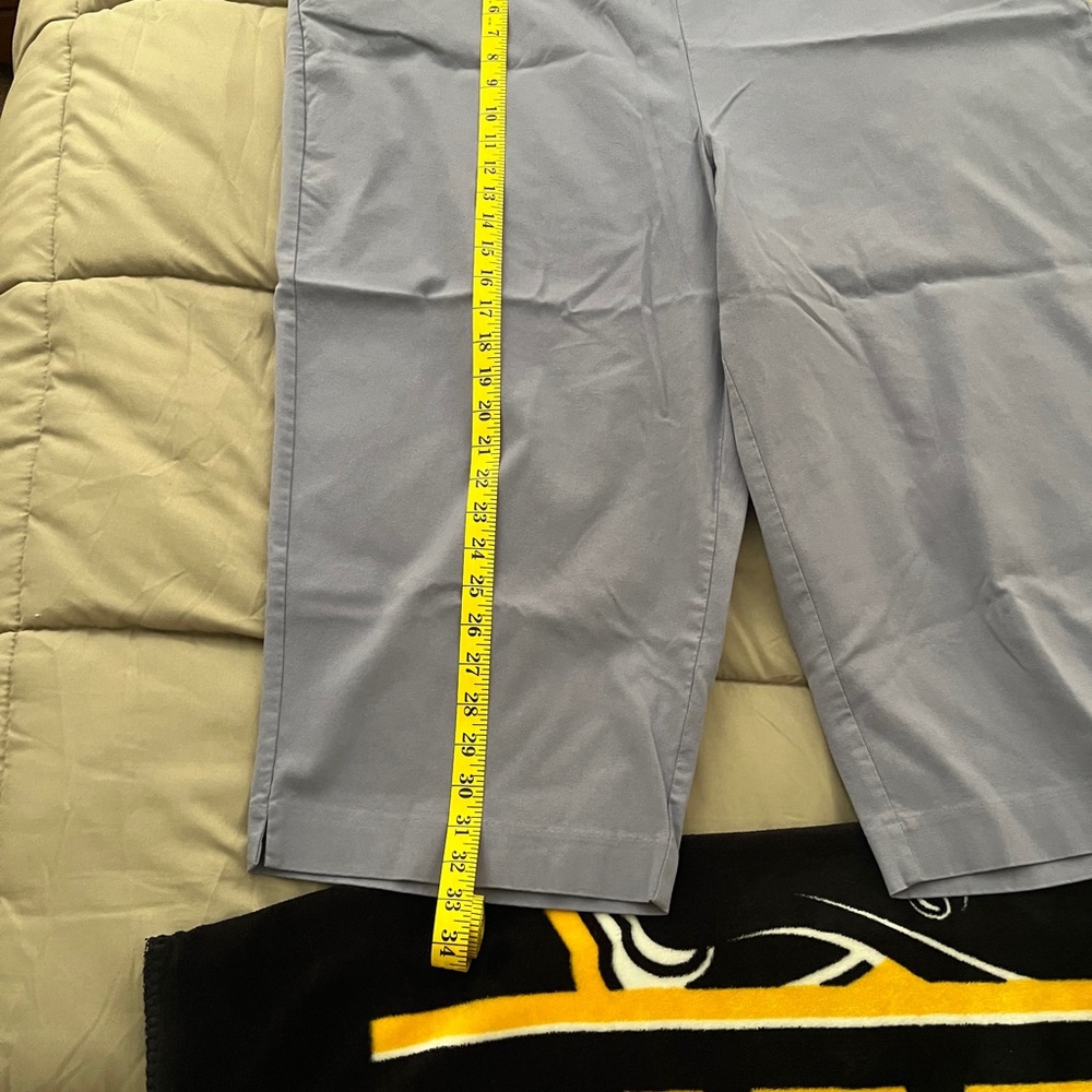 Worthington Women’s 3/4 length pants - Picture 8 of 9